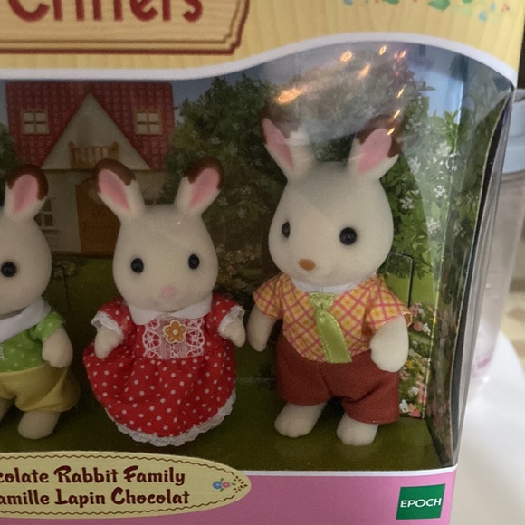 NIB! Calico Critters Chocolate Rabbit Family - Picture 3 of 6